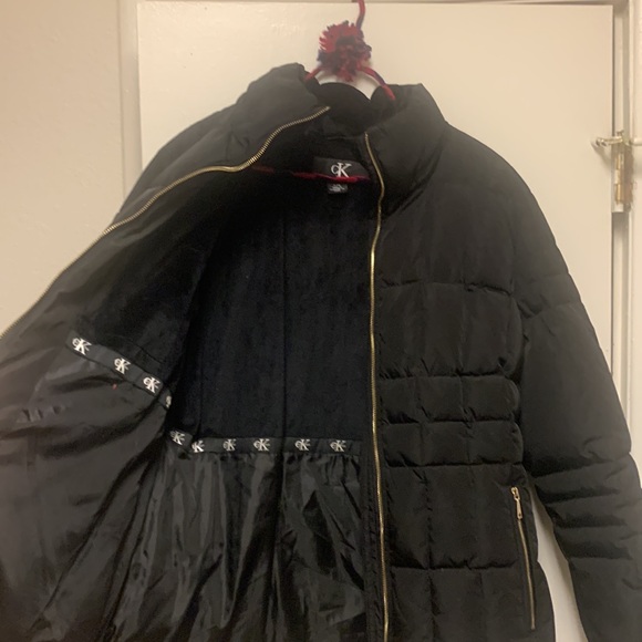Calvin Klein puffy coat, black, Size Large - Picture 2 of 3